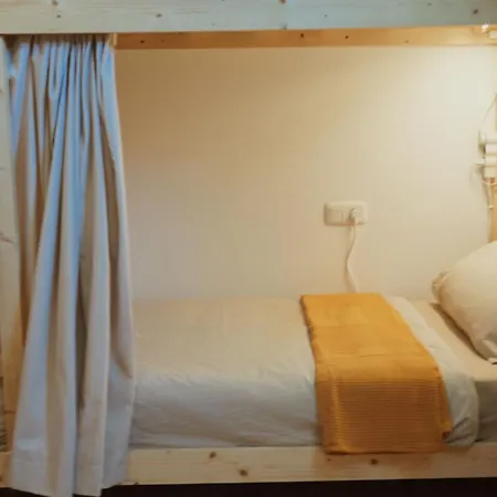 Albergue Blueadventure Surf House *